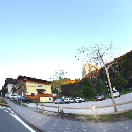 Garni Ossi 2*